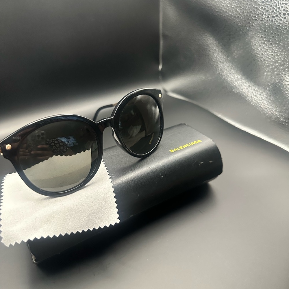 Balenciaga Black Wayfarer Sunglasses Timeless Design
